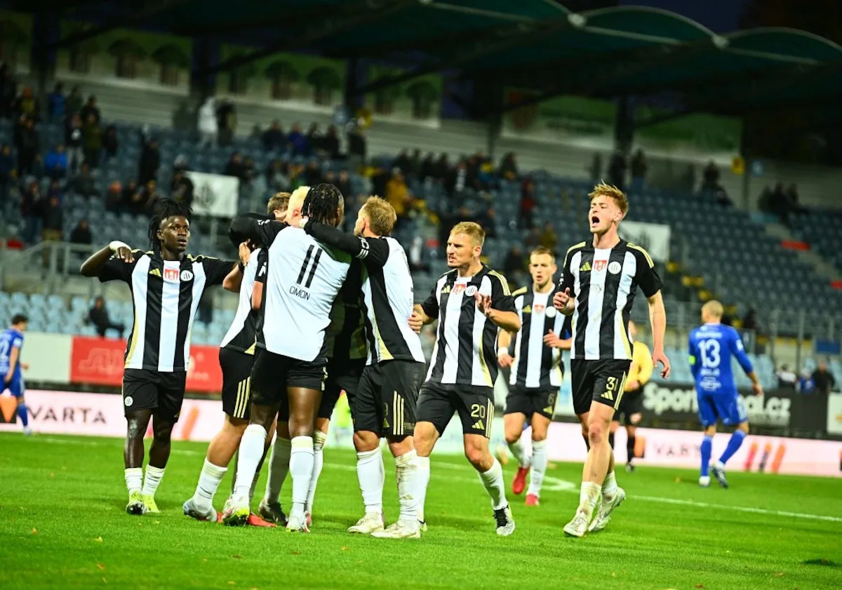Dynamo má přijít o tři hráče z Nigerie