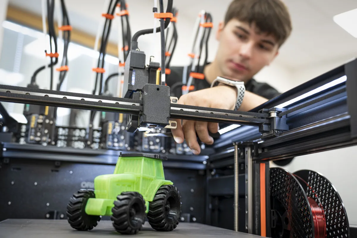 Firmy volají po odbornících, Jihočeská univerzita nabízí dva nové technické obory.