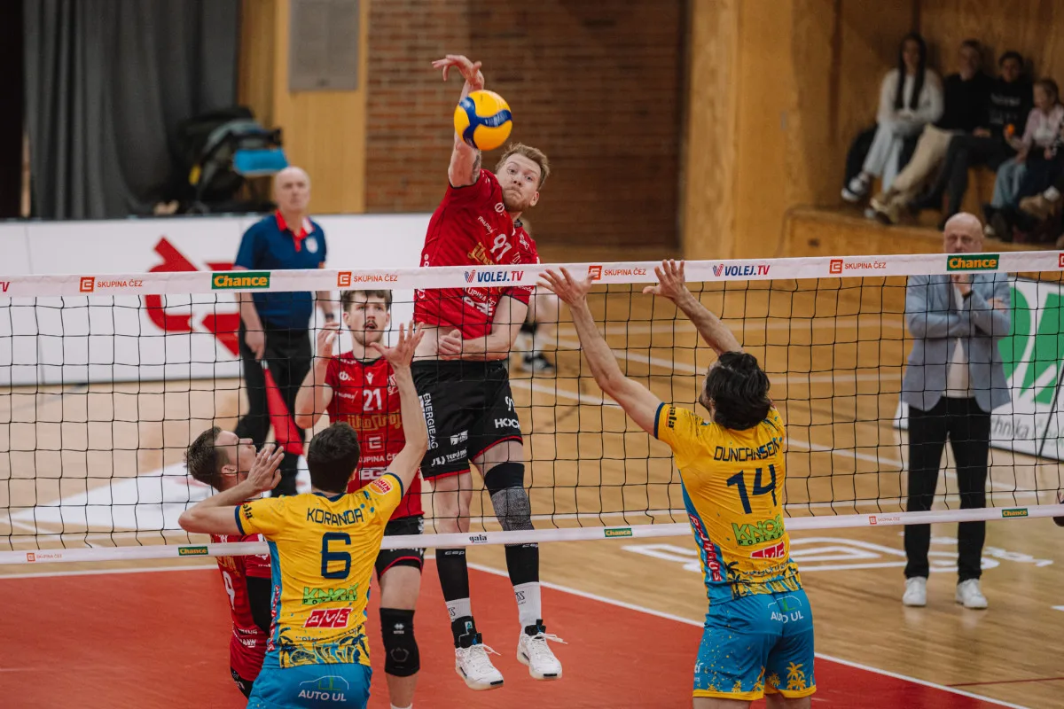 COV/Dan Kubat