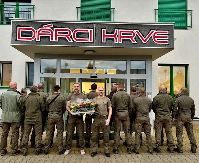 Policisté z Temelína darovali krev. Většina z nich byli prvodárci