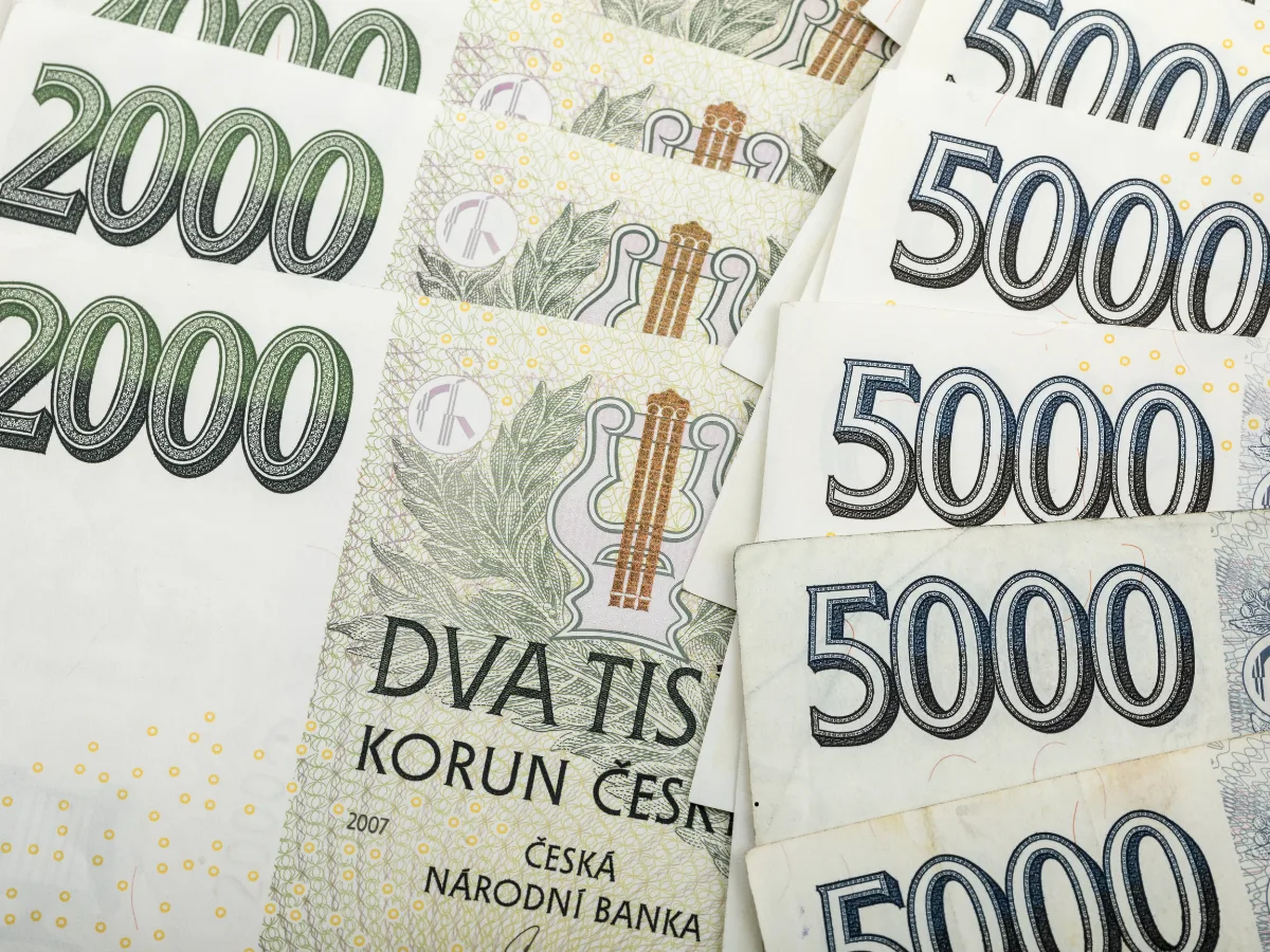 Pozor na falešné půjčky. Podvodníci spoléhají na to, že potřebujeme peníze na dárky