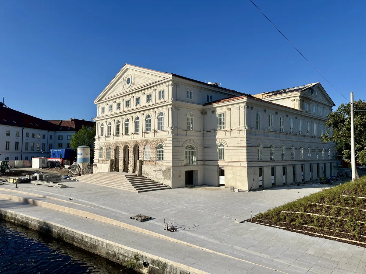 Kulturní zázemí je v Budějovicích zcela nedostatečné. Napravení stavu bude stát miliardy
