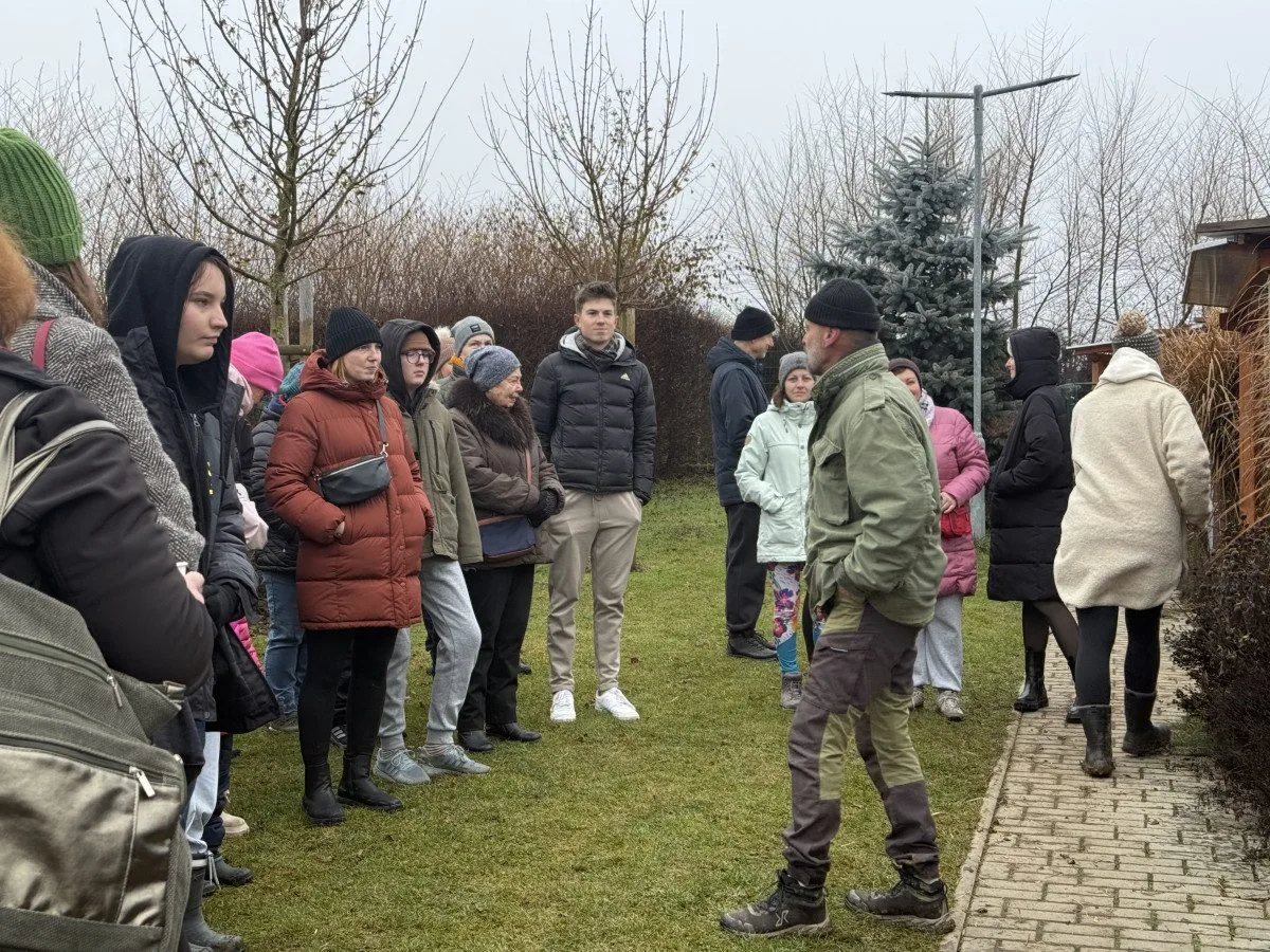 Vánoce v útulku Animal Rescue. Venčení pejsků, opékání buřtů a hromada lásky