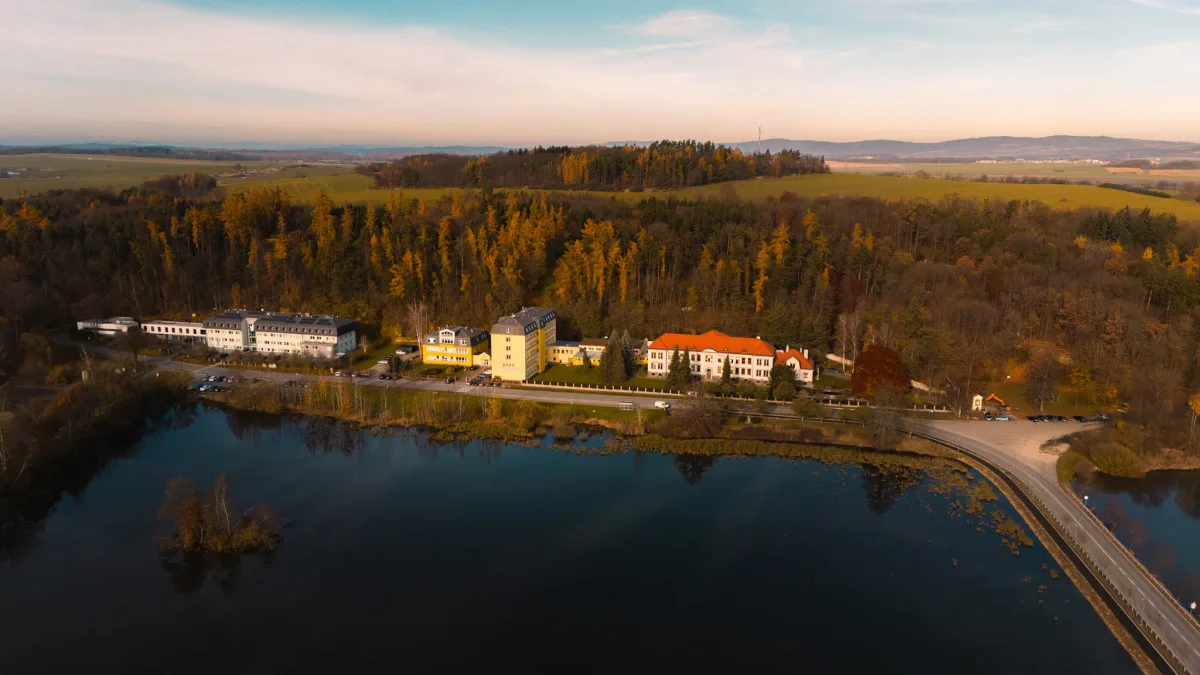 Střední rybářská škola otevřela novou aquaponickou učebnu.