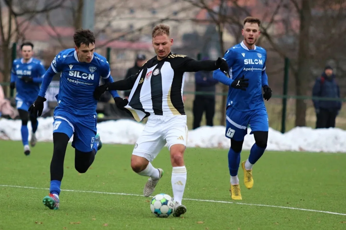 Těsné derby vyhrálo Dynamo, Táborsko bylo ale střelecky pilnější