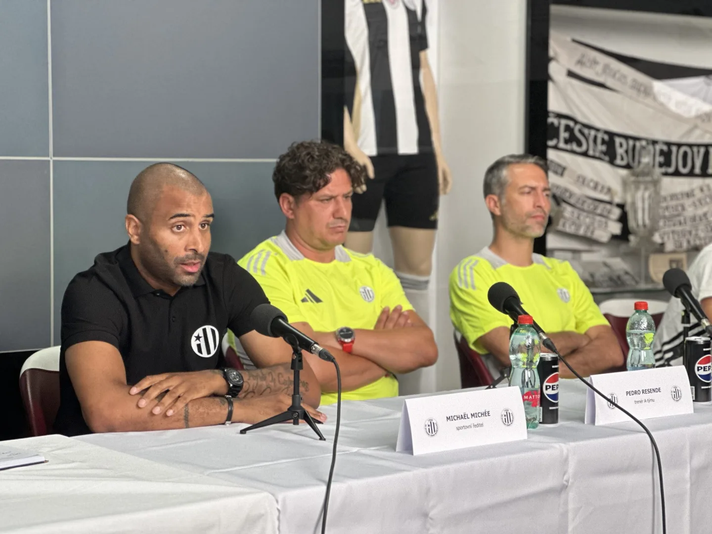 Střelák: Sportovní ředitel ve Francii a posily z celé Evropy