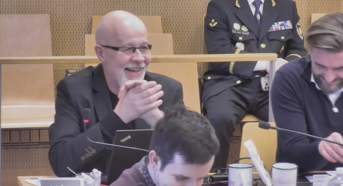 Trapas v přímém přenosu. Budějcká zastupitelka nevypla mikrofon a nazvala kolegu blbečkem