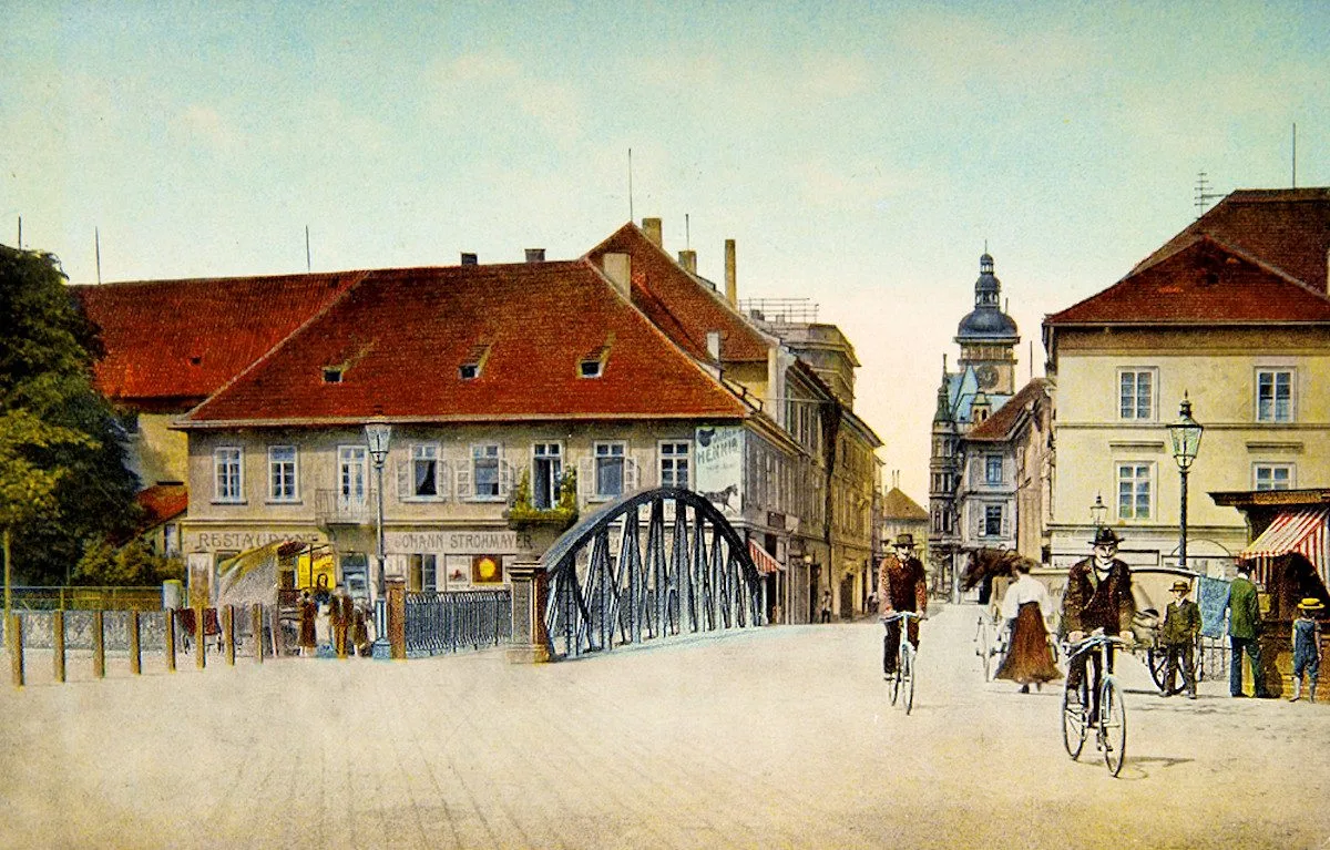 DRBNA HISTORIČKA: Savoy vyrostl z dlouhého otálení radních