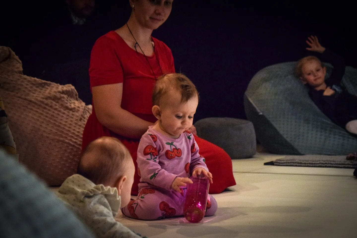 Lázně pro děti i rodinné drama. Jihočeské divadlo chystá pestré jaro plné premiér