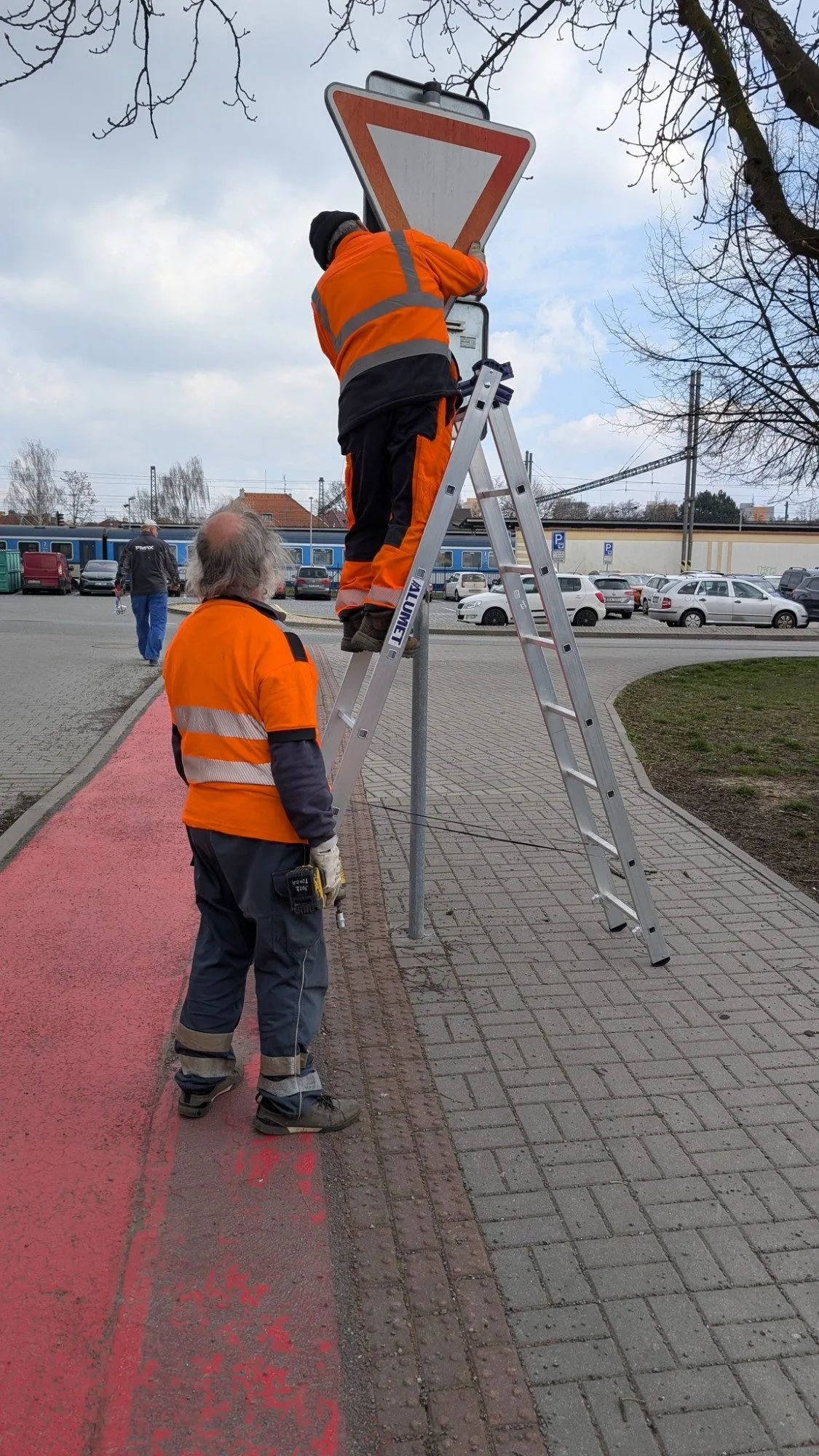 V Táboře upravují parkování. Přehlednější pravidla mají ulevit dopravě i rezidentům