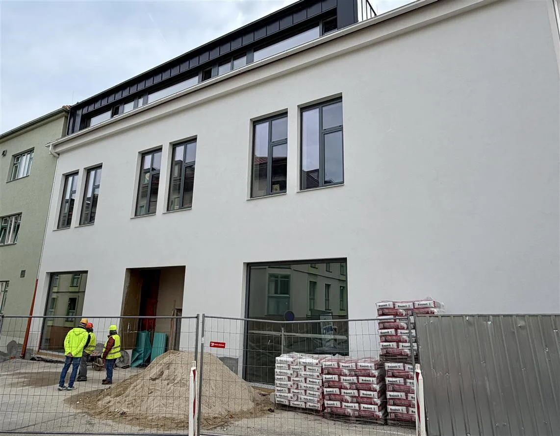 V Prachaticích roste nová knihovna, hotová má být letos