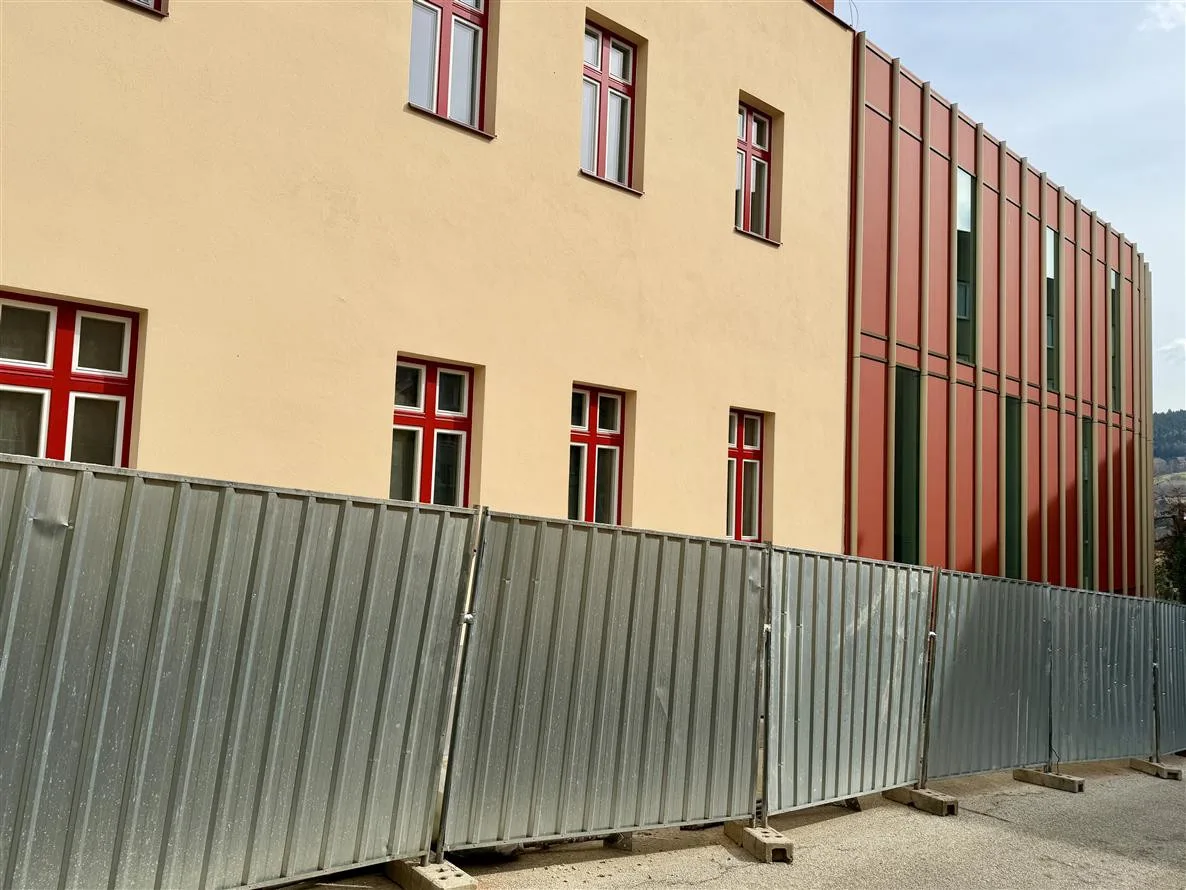 V Prachaticích roste nová knihovna, hotová má být letos