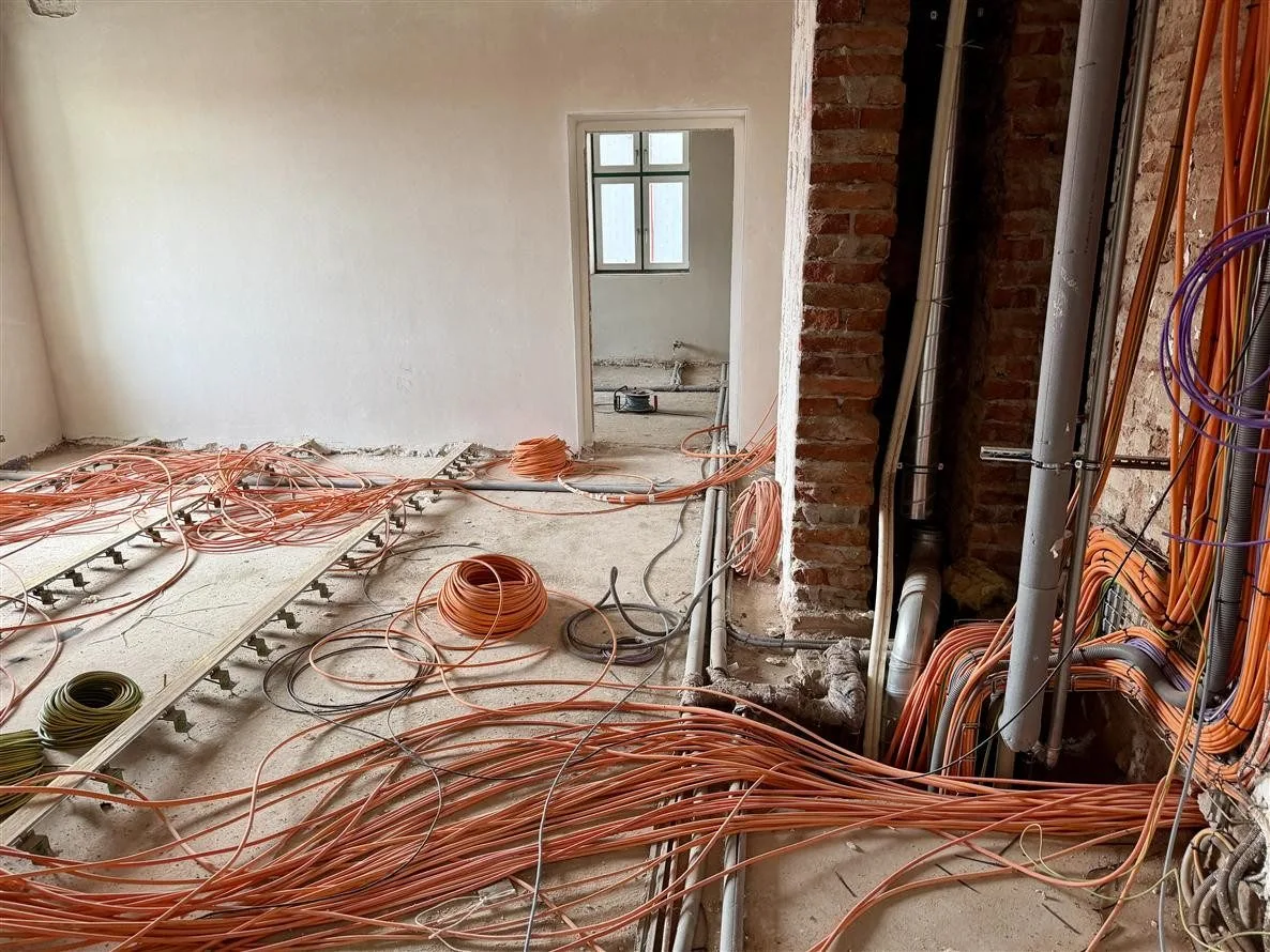 V Prachaticích roste nová knihovna, hotová má být letos