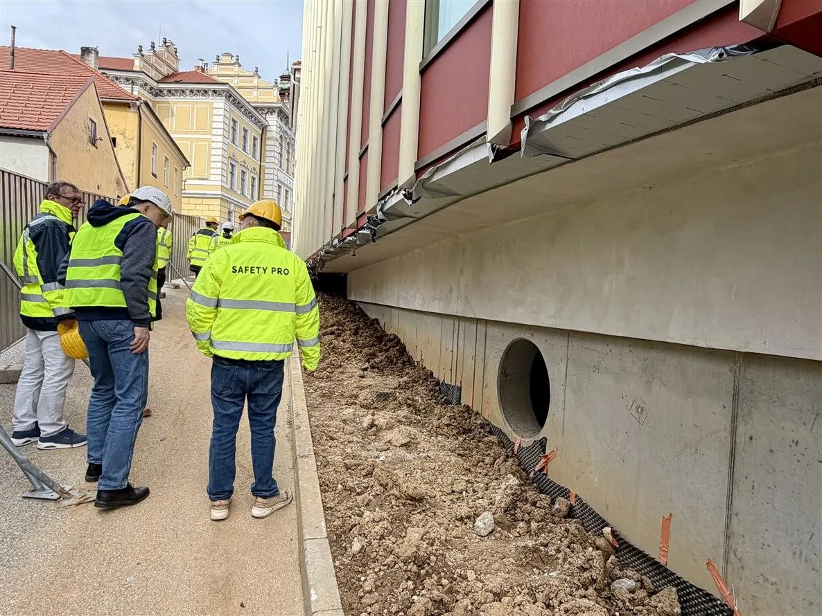 V Prachaticích roste nová knihovna, hotová má být letos
