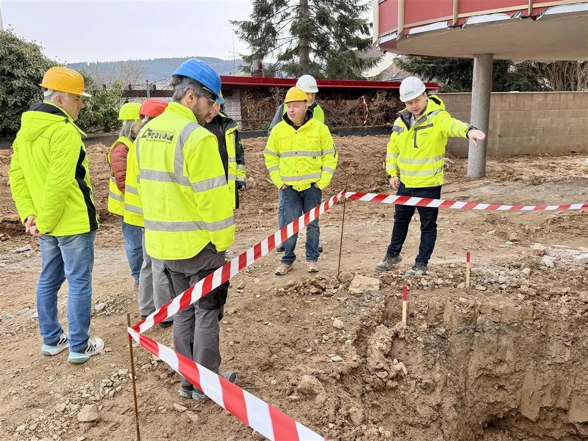 V Prachaticích roste nová knihovna, hotová má být letos