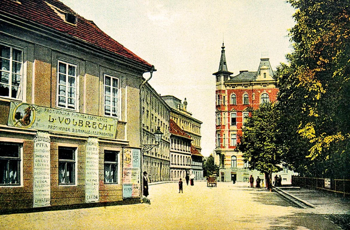 DRBNA HISTORIČKA: Silnice podle hradeb. Ulice Na Sadech dodnes kopírují opevnění města