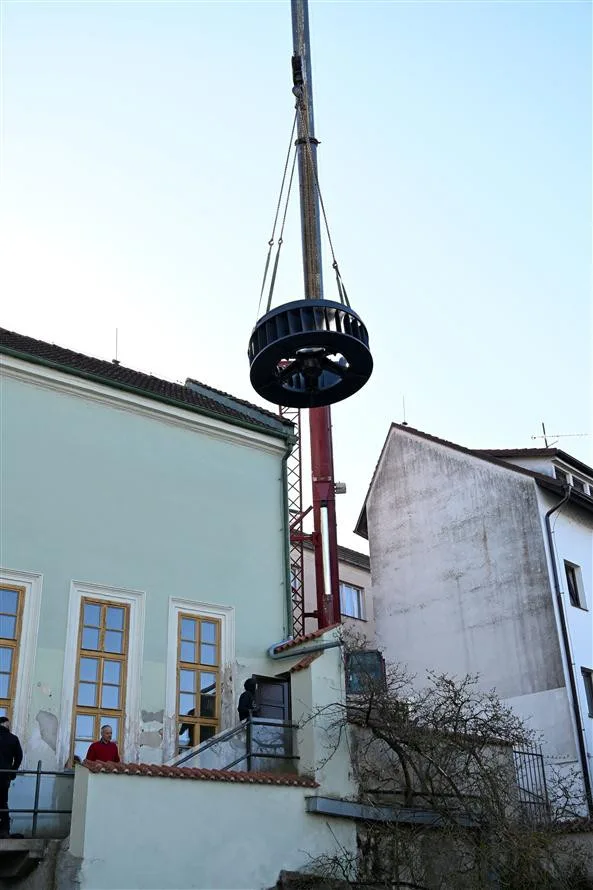 Do Křižíkovy elektrárny v Písku se vrací historické turbíny, budou opět vyrábět elektřinu