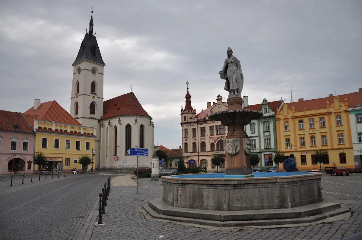 Ve Vodňanech tekla zkažená voda. Na vině byla černá přípojka
