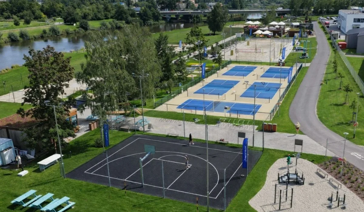 V ČEZ Areálu Vltava vznikne hokejová fanzóna s burgery