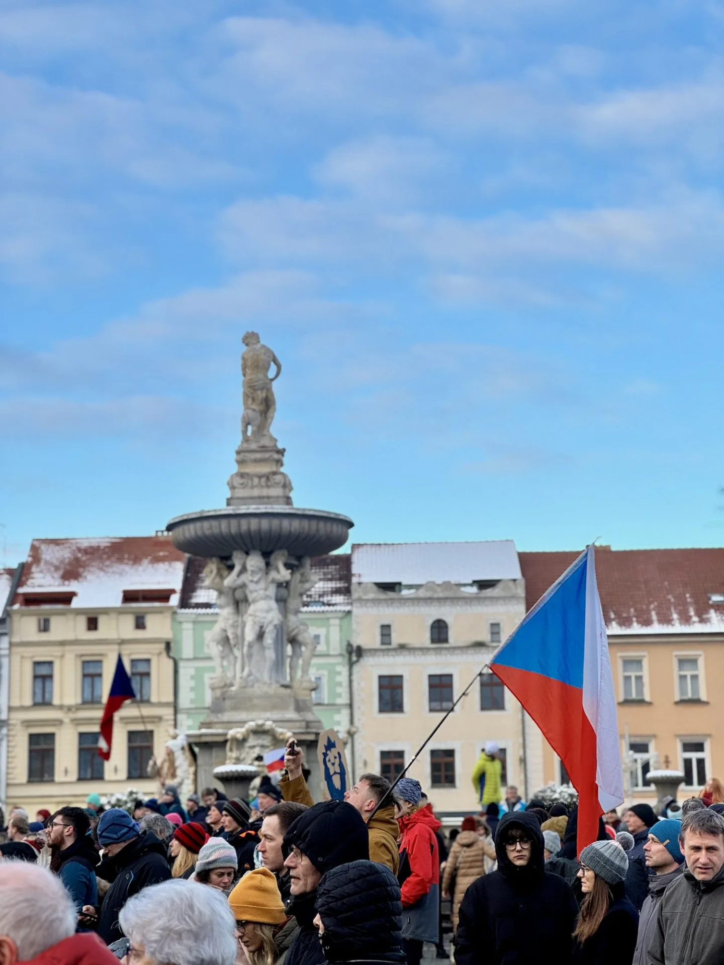 Ruce pryč od médií. Do Budějovic míří pochod za obranu novinářské nezávislosti