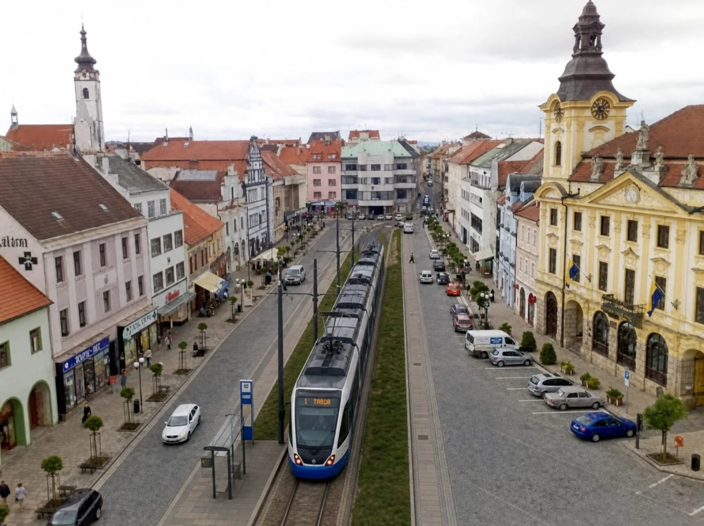 Tržiště i politická satira. Písecké náměstí čeká proměna a lidská tvořivost jede na plné obrátky