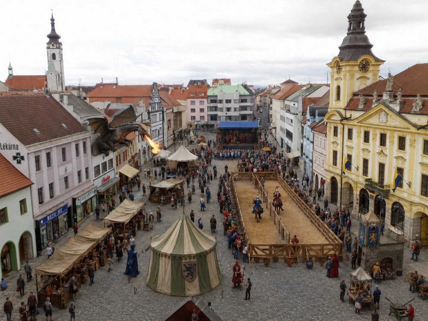Tržiště i politická satira. Písecké náměstí čeká proměna a lidská tvořivost jede na plné obrátky