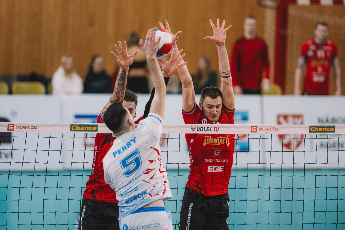 První posila pro Jihostroj. Z Benátek přichází mašina na body Marek Perry