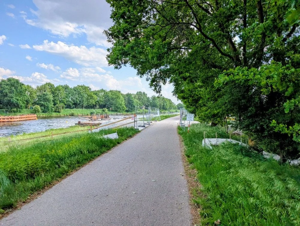 Severní spojka dál roste. Pěší a cyklisty ochrání na levobřežce dvacetimetrový tubus