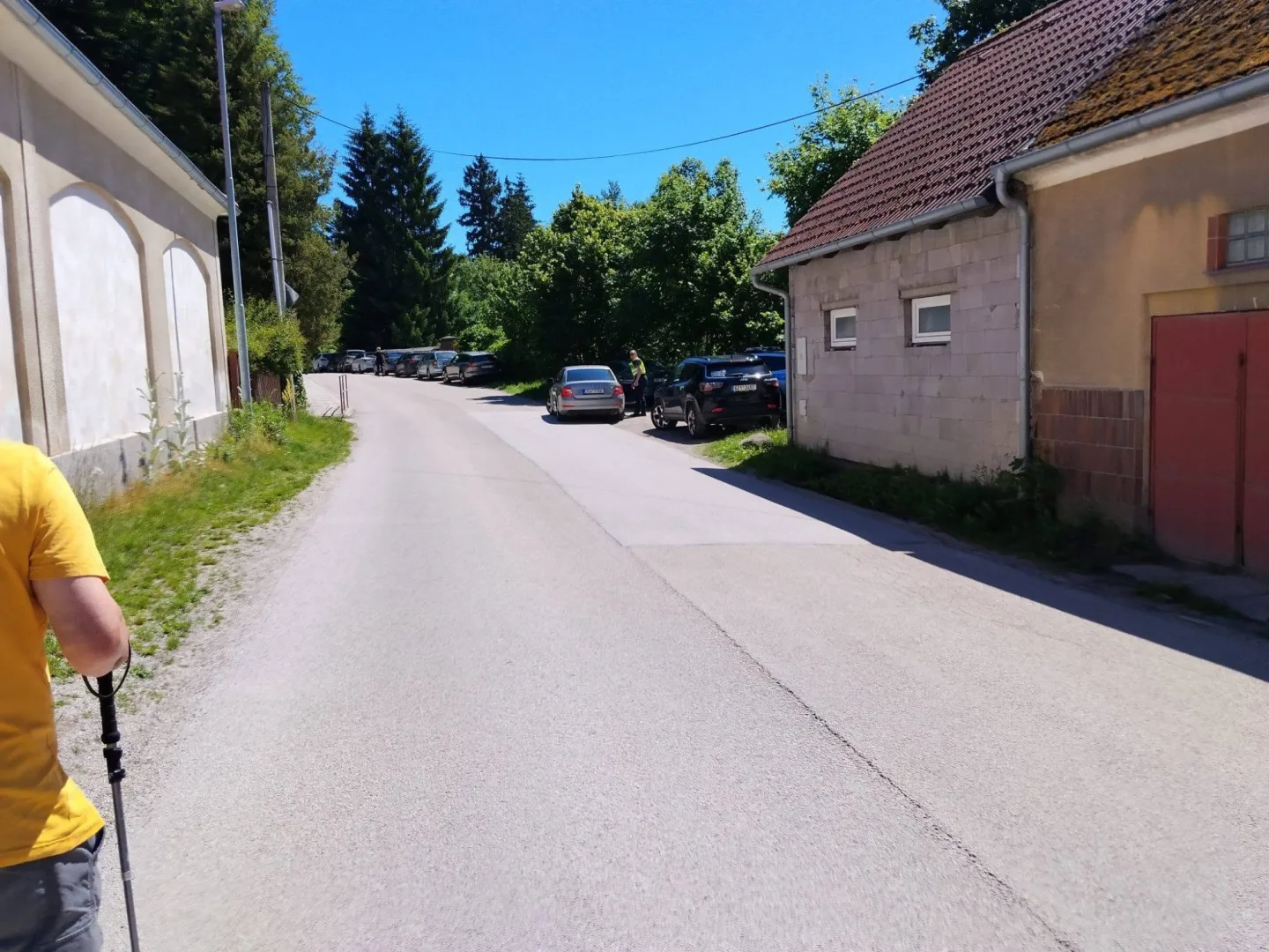 V Chlumu otevřel kontroverzní Svět Obrů. Ulice zaplnila auta, internet falešné recenze