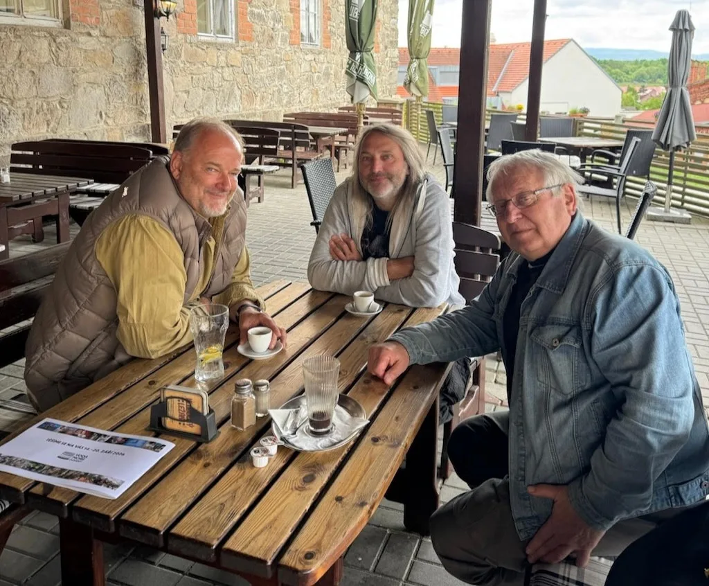 Producent Jindřich Soukal, režisér Radek Plíhal a RNDr. Václav Cílek.