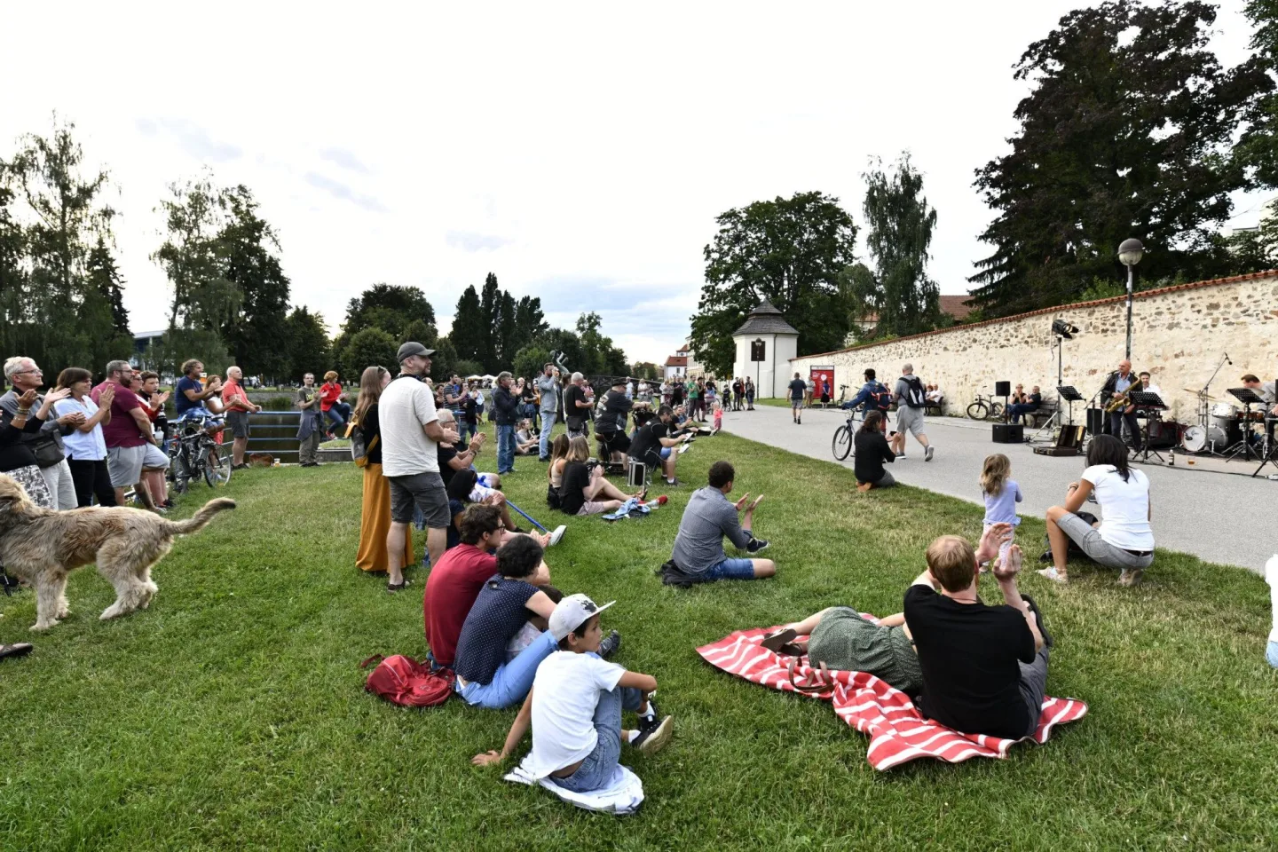 Novinky, koncert v opravené Slavii a česká premiéra. Jazzový festival míří na jih Čech
