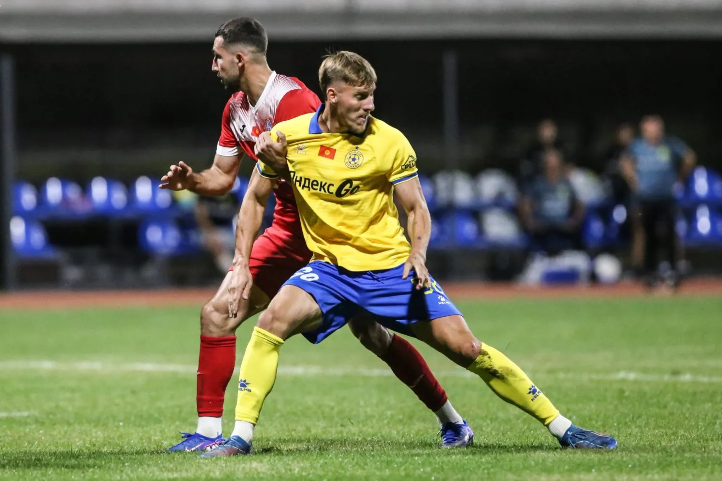 Beru to jako velké dobrodružství, říká první český fotbalista v Kyrgyzstánu.