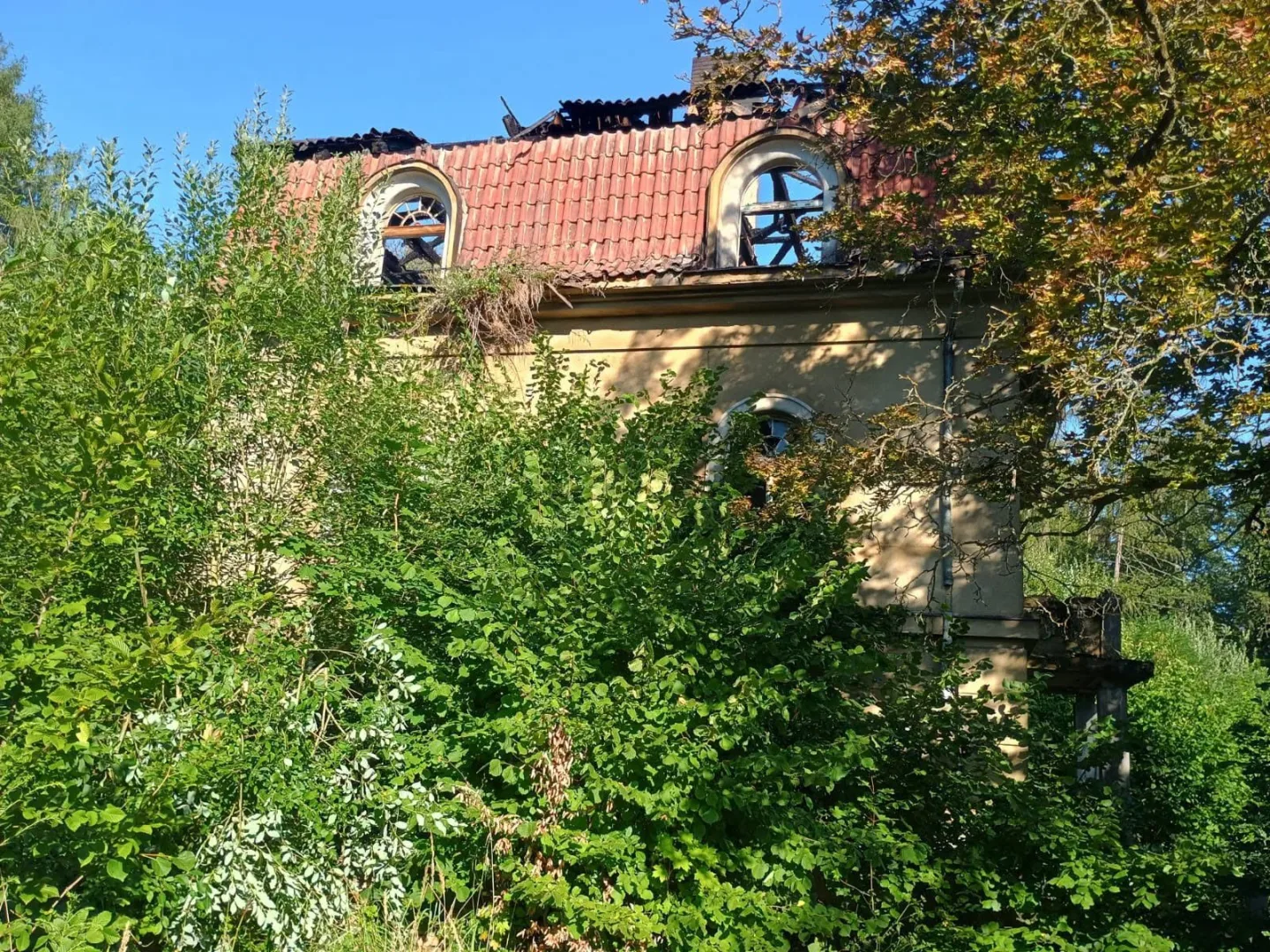 Vila Marta: odkaz politické vězeňkyně skončil v plamenech. Město teď se hledá viník