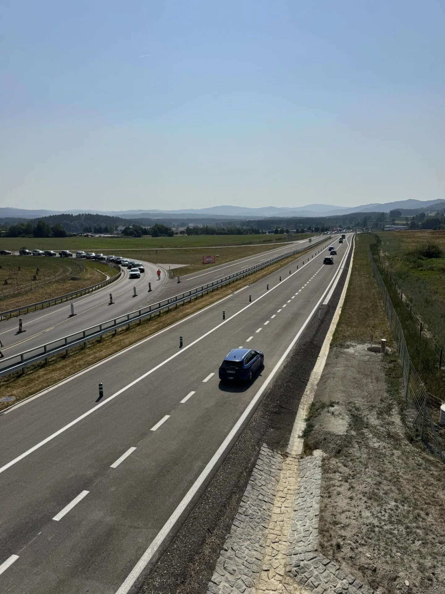 Další část D3 je otevřená. Obyvatelům Dolního Dvořiště uleví od kamionů