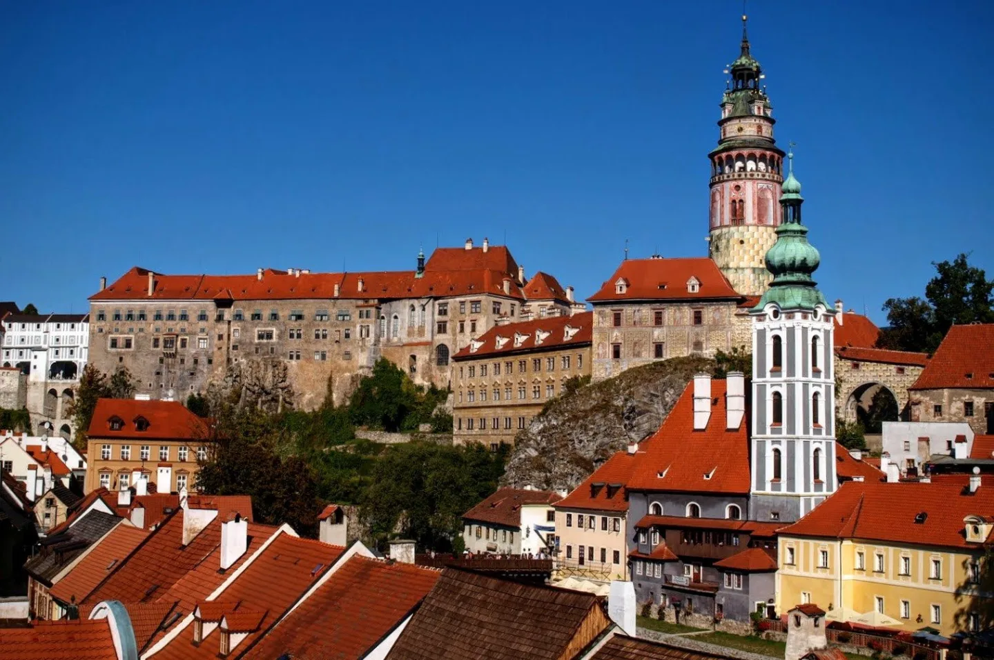 Jihočeské památky navštívilo o 1,7 procenta méně turistů, přibylo jich na Lipně