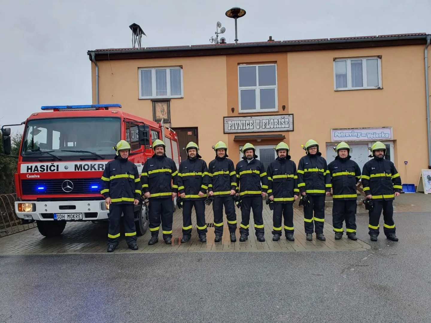Hasiči z Mokrého slaví sto let. Začínali s ruční stříkačkou, dnes mají 130 členů