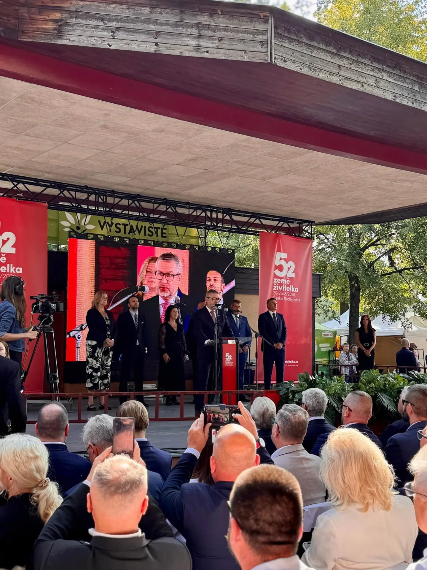 Stát je připraven zemědělcům pomoci s dopady klimatické změny, řekl ministr Šebestyán