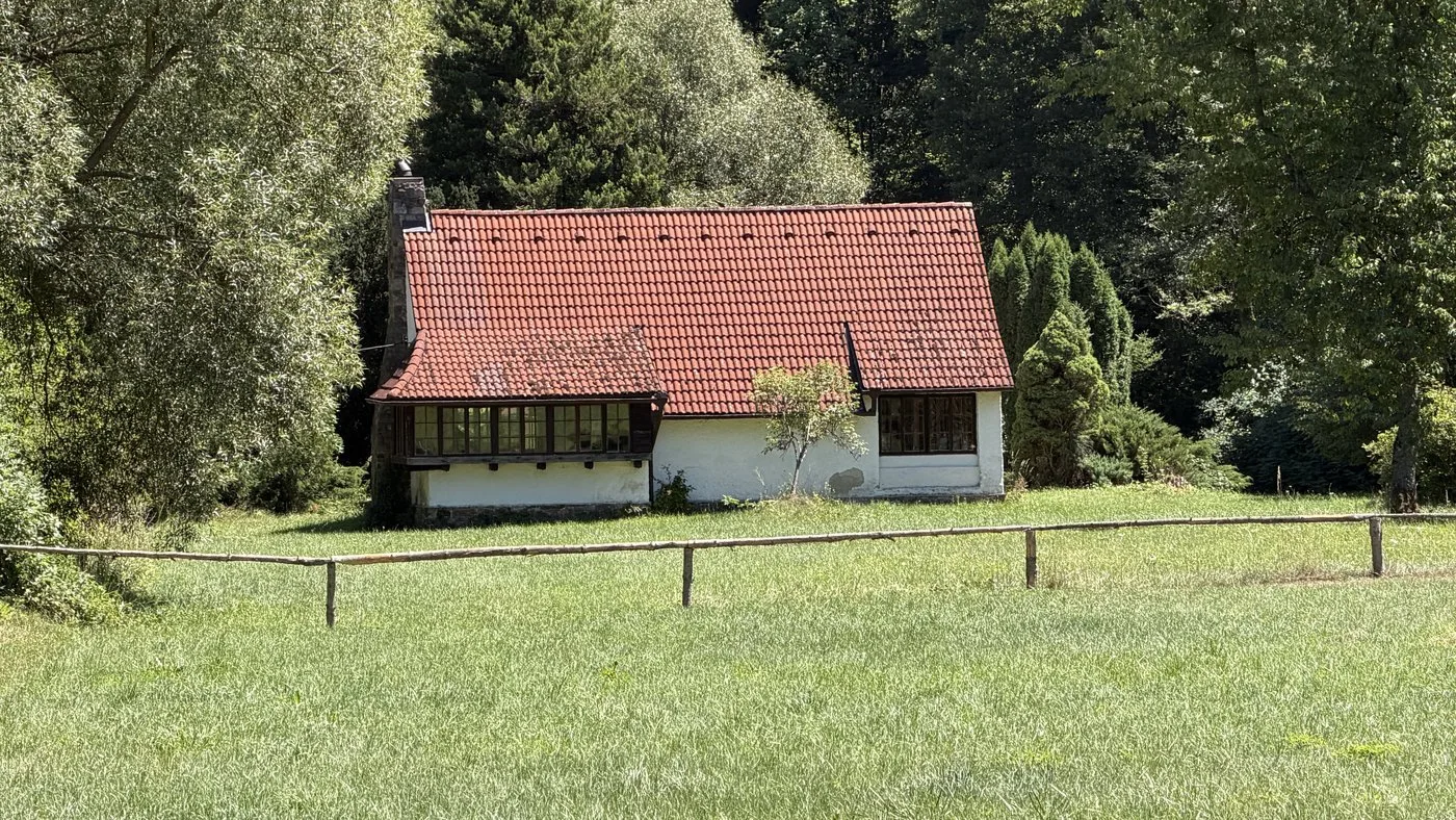Slavná Werichova chata na Šumavě byla posledním místem, které herec v životě viděl