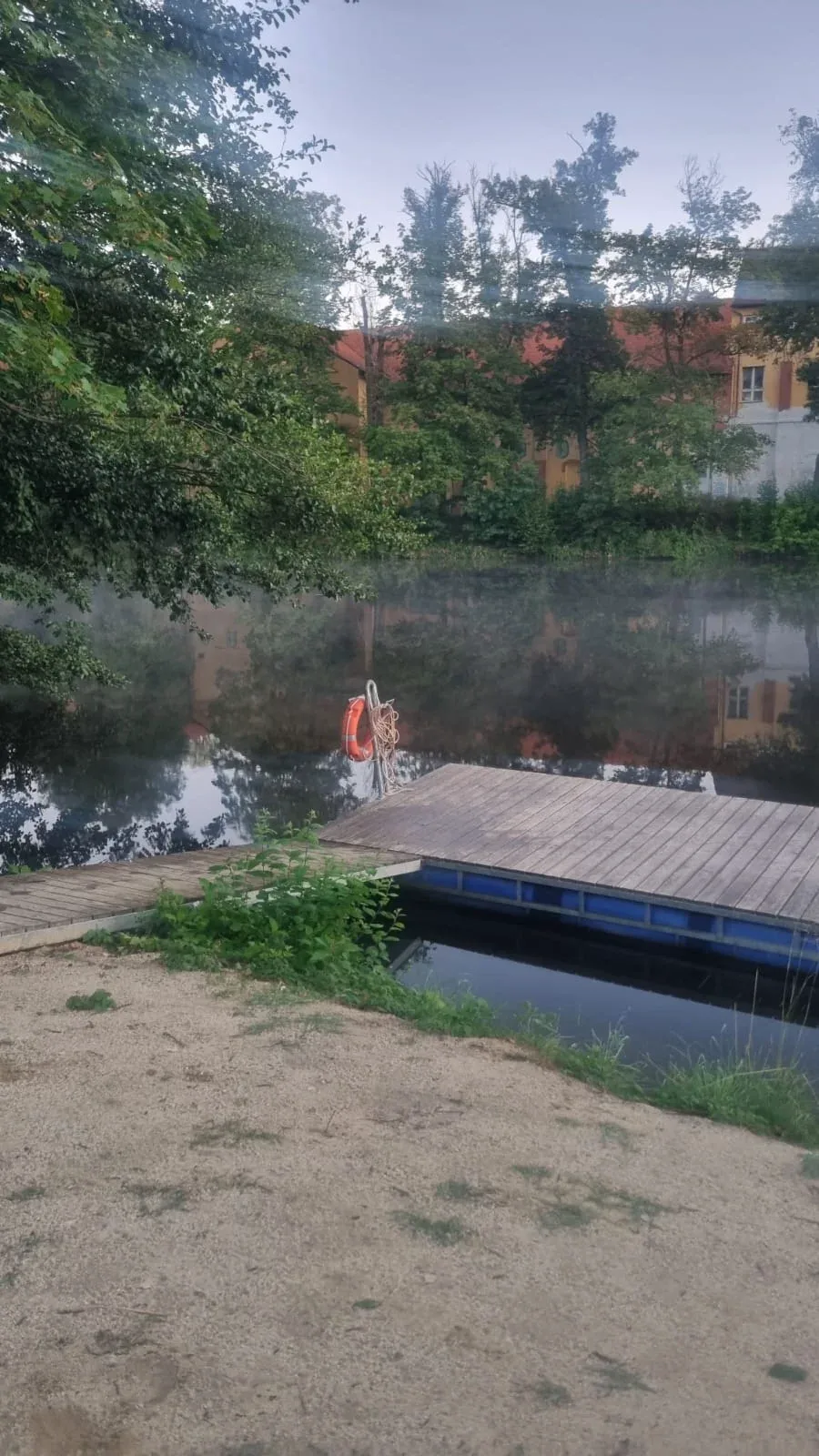 Všímavý kolemjdoucí zachránil tonoucí ženu. Dudácký festival mohl skončit tragédií