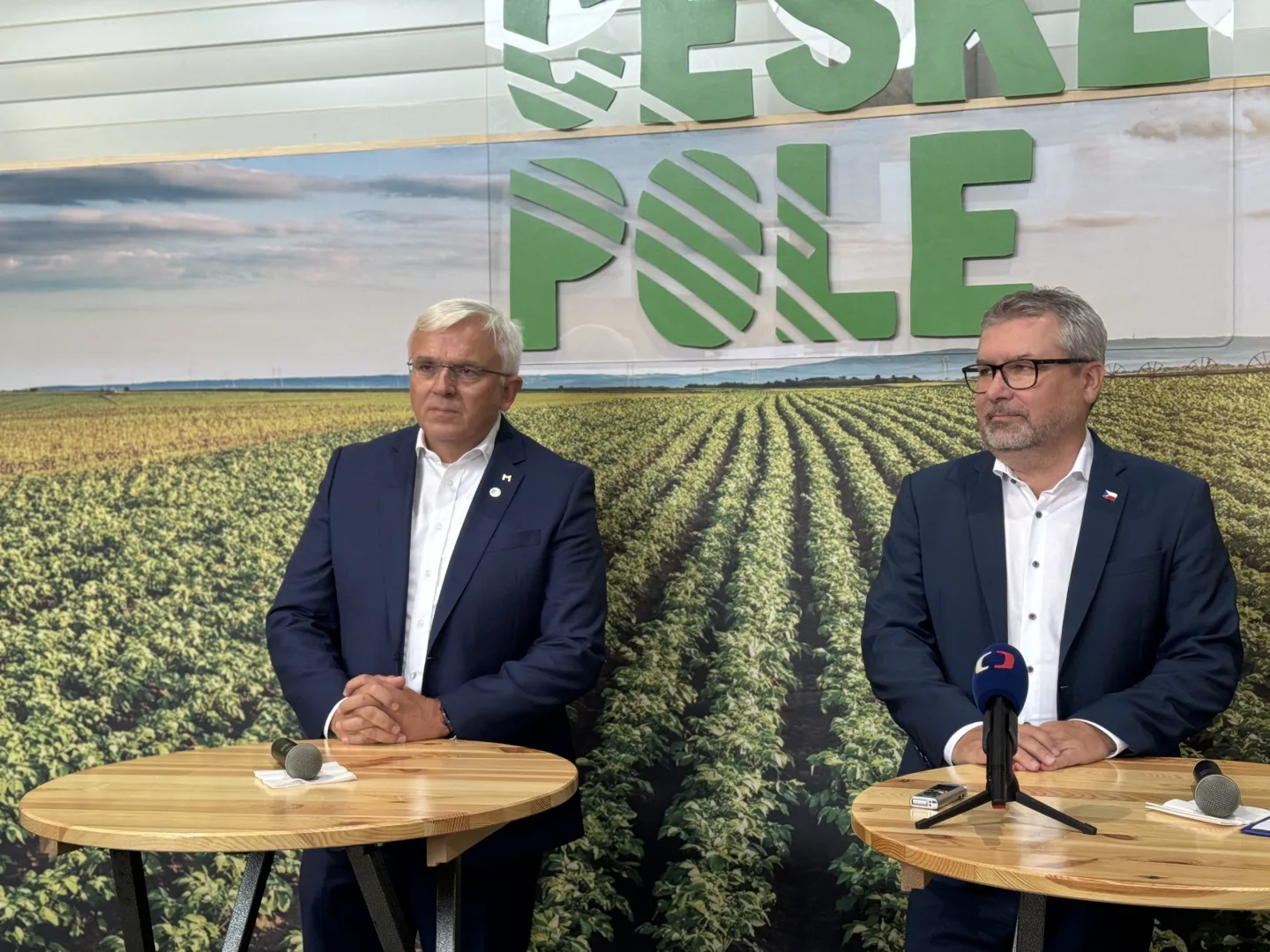 Z pole na talíř: Stát chce dostat české potraviny do škol, nemocnic i úřadů