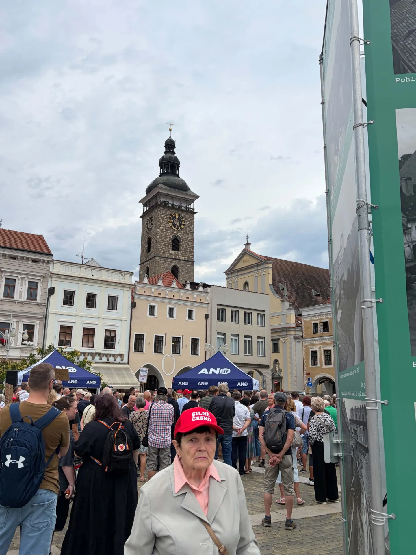 Hnutí ANO dorazilo do Budějc. Babiš mluvil o suchu i dvou miliardách v pr*eli