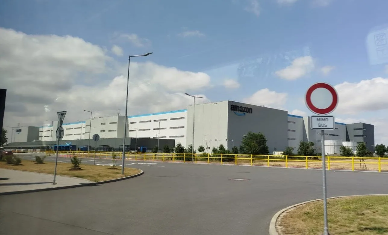 Amazon bez nás? Boršov dostal od investora ultimátum, rozhodnout musí v srpnu