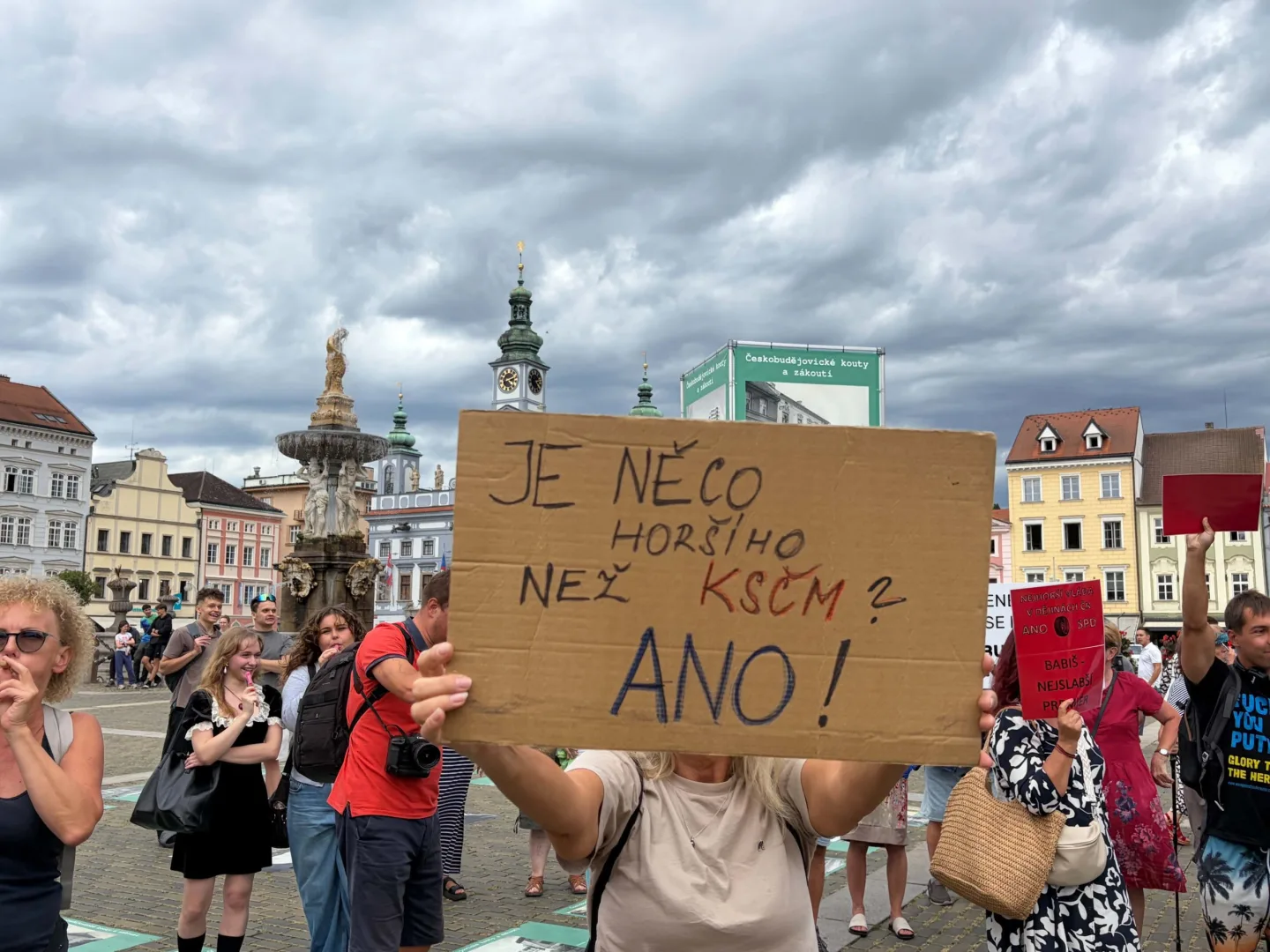 Hnutí ANO dorazilo do Budějc. Babiš mluvil o suchu i dvou miliardách v pr*eli