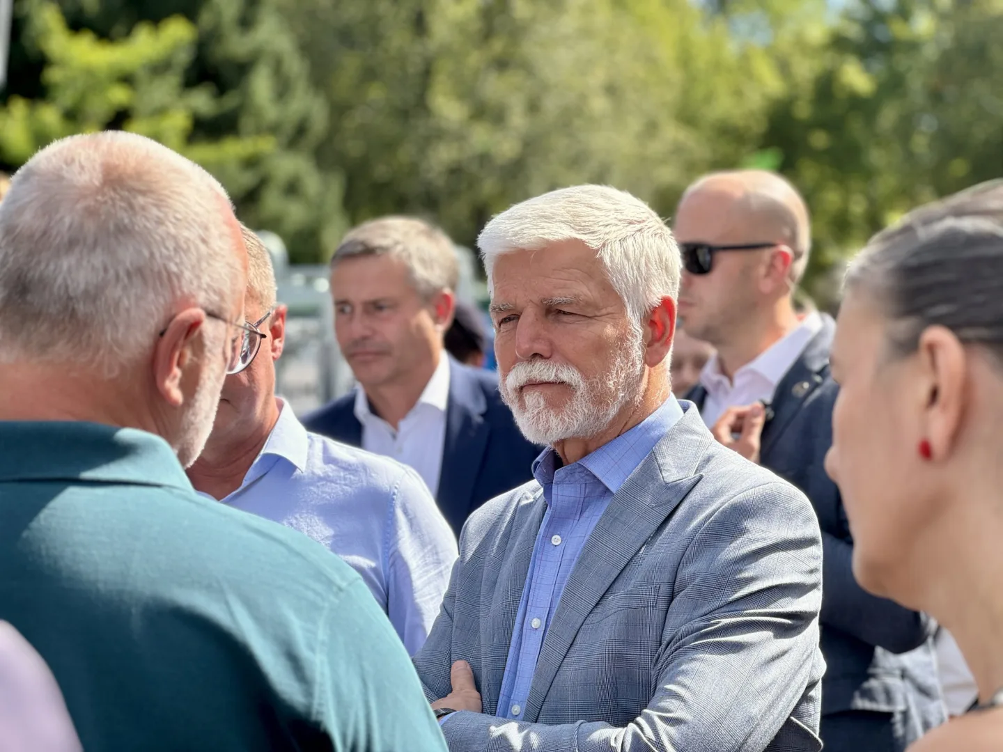 Prezident Pavel dorazil na Země živitelku. Zamířil na přehlídku skotu a ochutnal pivo