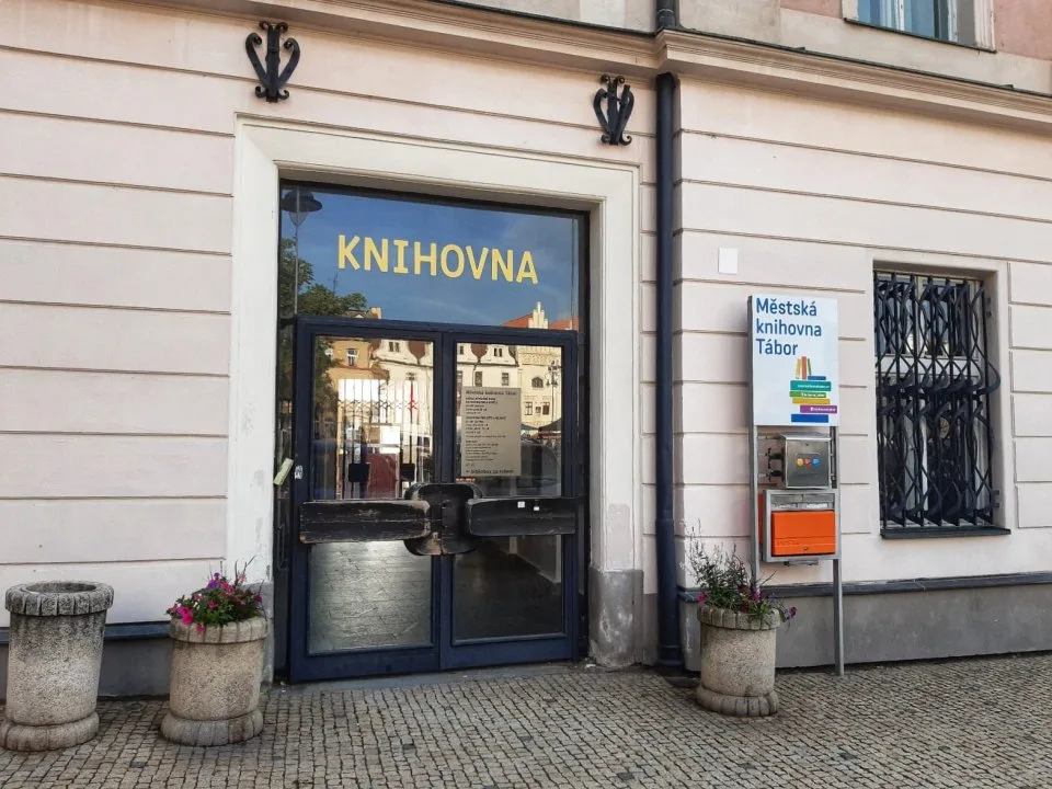 Táborská knihovna získala ocenění za projekty na podporu demokracie
