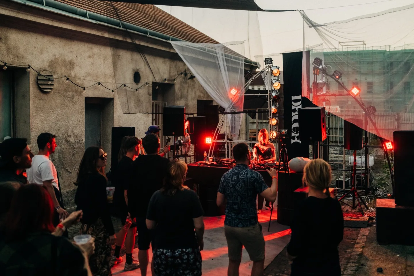 Festival DHOGH se po roce vrací do Českých Budějovic