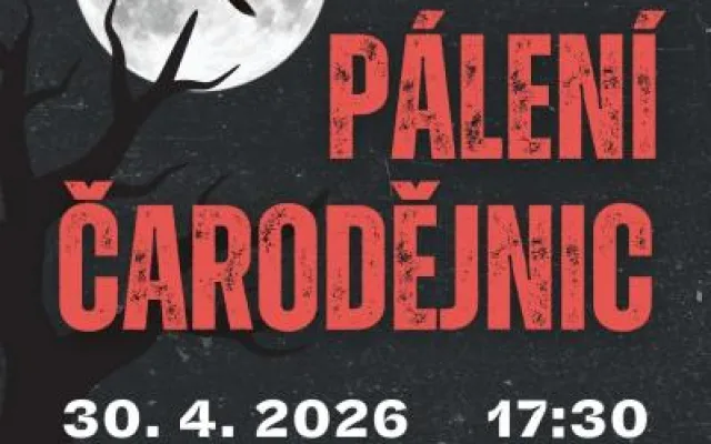 Pálení čarodějnic v parku pod gymnáziem