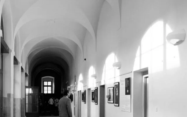 Útroby Národního Muzea Fotografie