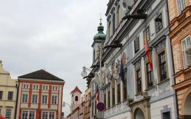 Českobudějovická radnice viděla start projektu Trofeo Niké Bohemia, který letos zavítal na jih Čech