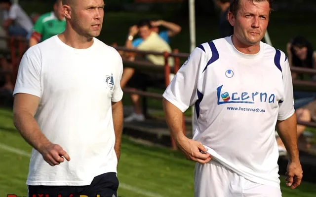 Rudolfovský kapitán Martin Zach (vpravo) s trenérem Ivo Schusterem